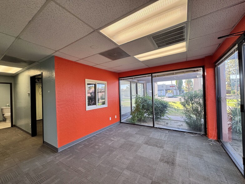 446 E Southern Ave, Tempe, AZ for lease - Building Photo - Image 3 of 6