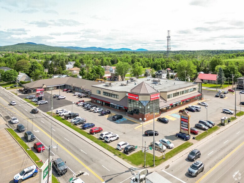 900 Boul Raymond, Québec, QC for lease - Aerial - Image 2 of 3