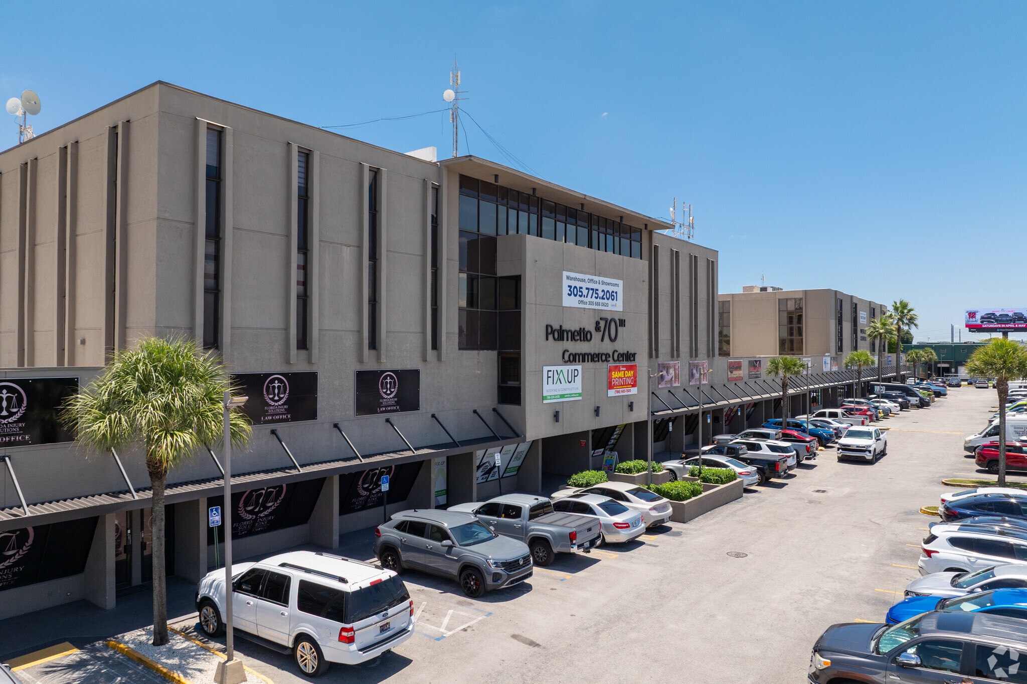 7506-7560 NW 70th St, Miami, FL for lease Building Photo- Image 1 of 31