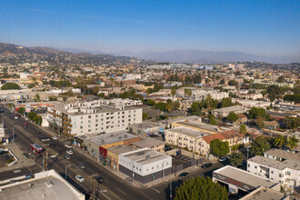 900 N Western Ave, Los Angeles, CA - aerial  map view - Image1