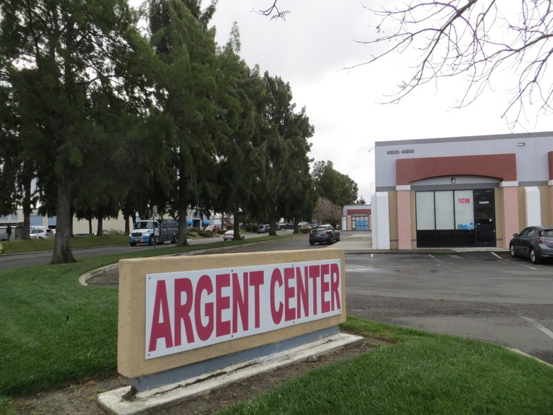 44555-44865 S Grimmer Blvd, Fremont, CA for lease - Building Photo - Image 1 of 15