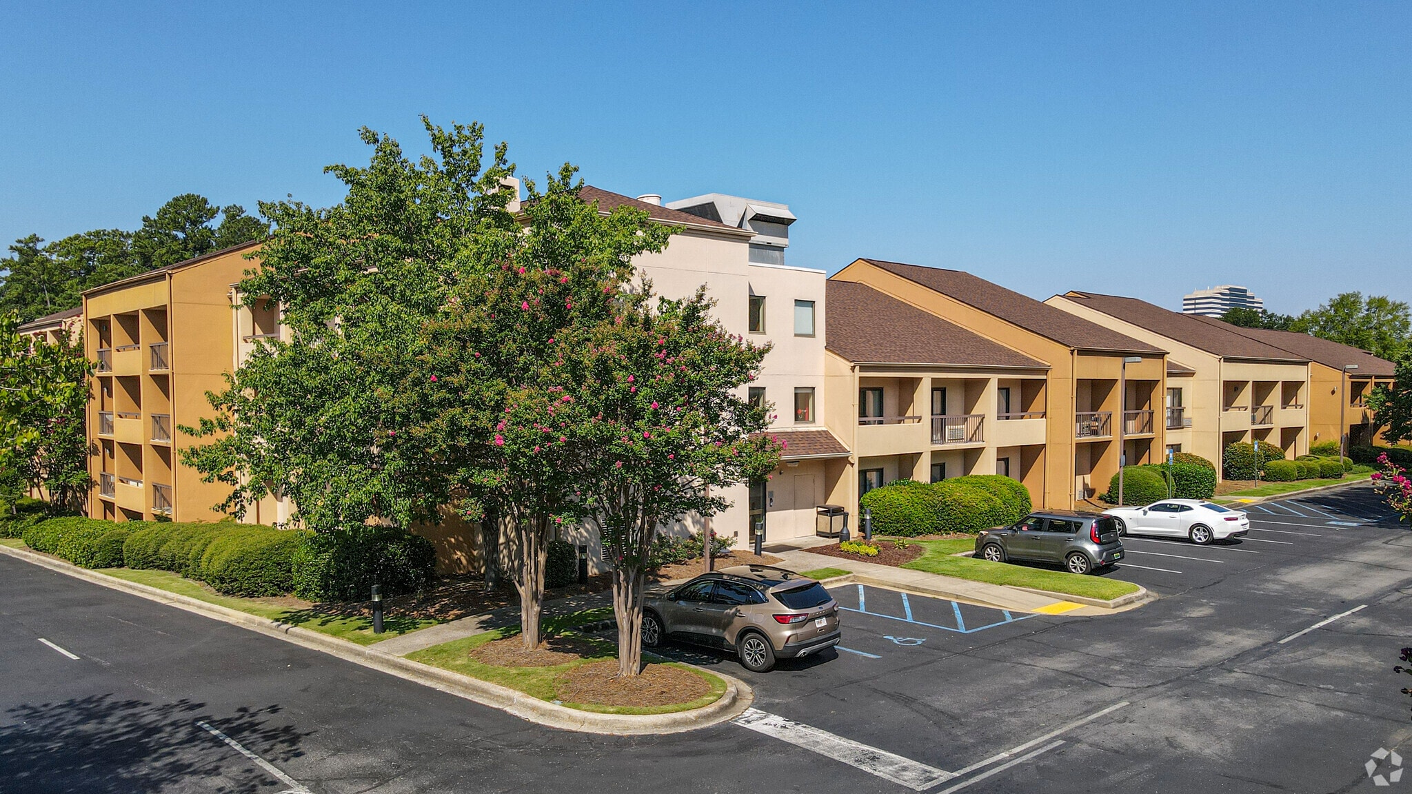 1824 Montgomery Hwy S, Birmingham, AL for sale Primary Photo- Image 1 of 1