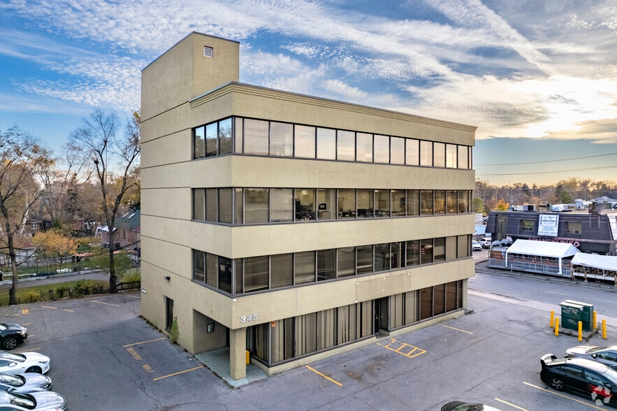 345 Wilson Ave, Toronto, ON for sale - Building Photo - Image 1 of 35