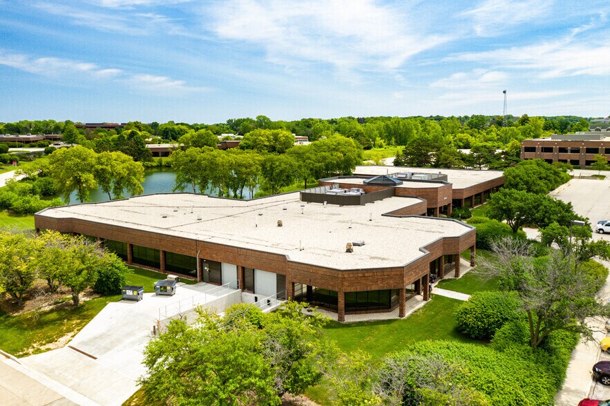 12000 W Park Pl, Milwaukee, WI for lease - Building Photo - Image 2 of 6