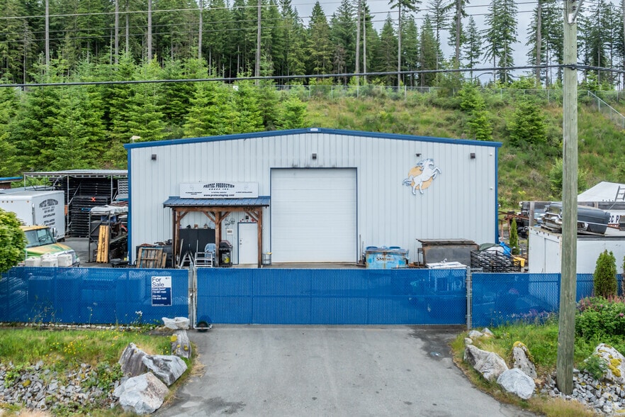 12990 Lilley Dr, Maple Ridge, BC for sale - Building Photo - Image 2 of 3