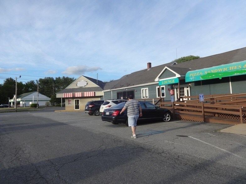1285 Broadway, Raynham, MA for sale - Primary Photo - Image 1 of 1