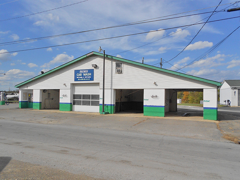 134 Railroad St, Cambridge Springs, PA for sale - Building Photo - Image 1 of 1