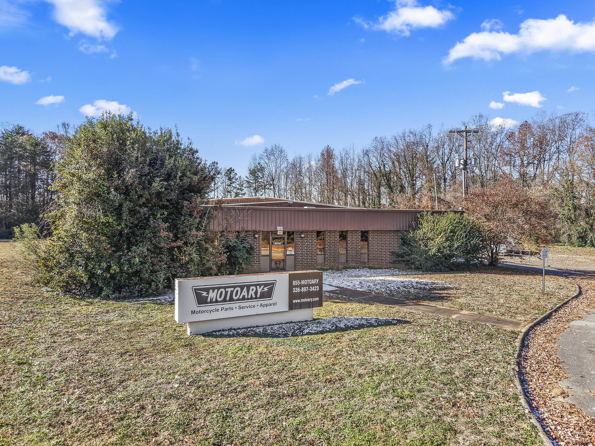 161 S Walnut Cir, Greensboro, NC for sale Building Photo- Image 1 of 12