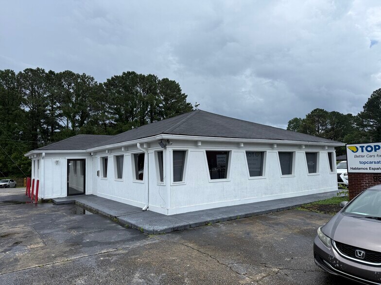 9875 Main St, Woodstock, GA for lease - Building Photo - Image 3 of 14