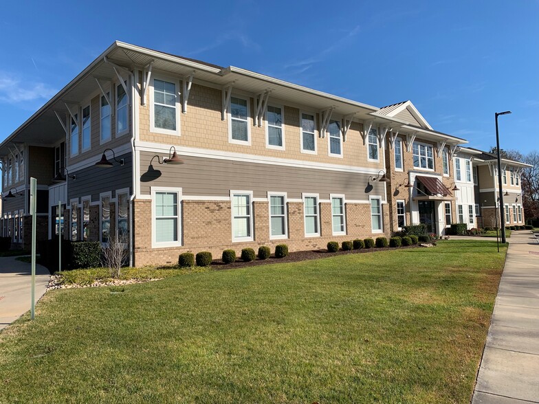 5131 River Club Dr, Suffolk, VA for lease - Building Photo - Image 2 of 3