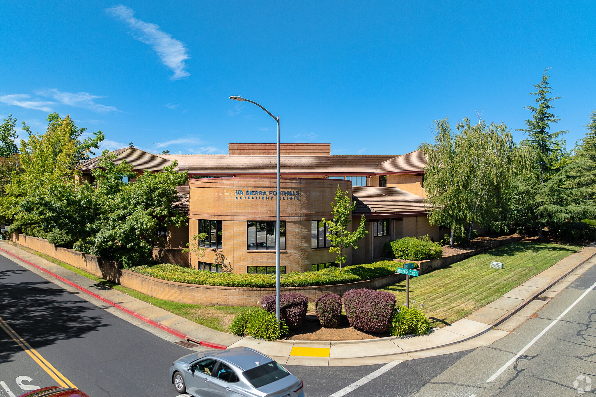 11985 Heritage Oak Pl, Auburn, CA for lease Primary Photo- Image 1 of 4
