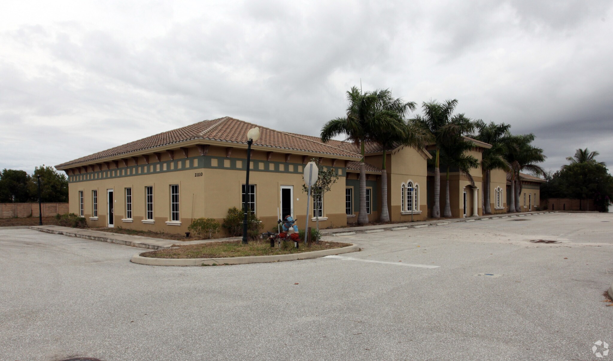 21101 Design Parc Ln, Estero, FL for sale Primary Photo- Image 1 of 1