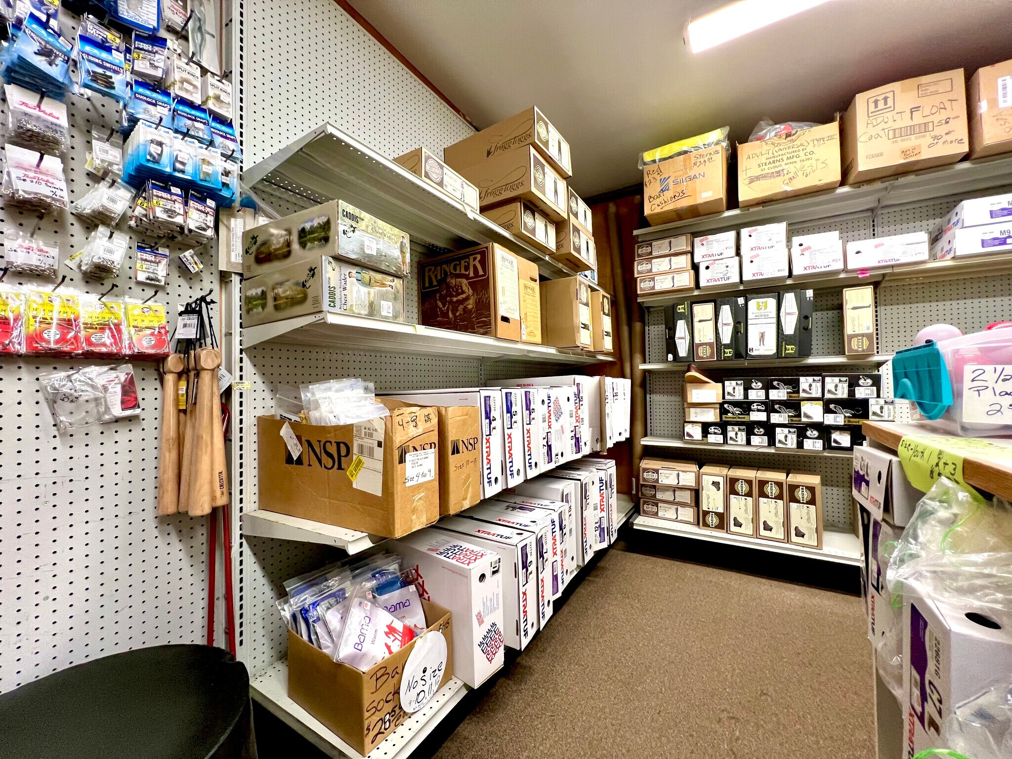 131 Mallott Ave, Yakutat, AK 99689 Yakutat Hardware for Sale