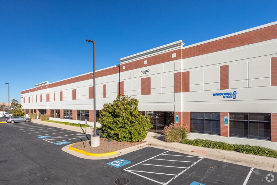 7689 Limestone Dr, Gainesville, VA for sale - Building Photo - Image 3 of 13