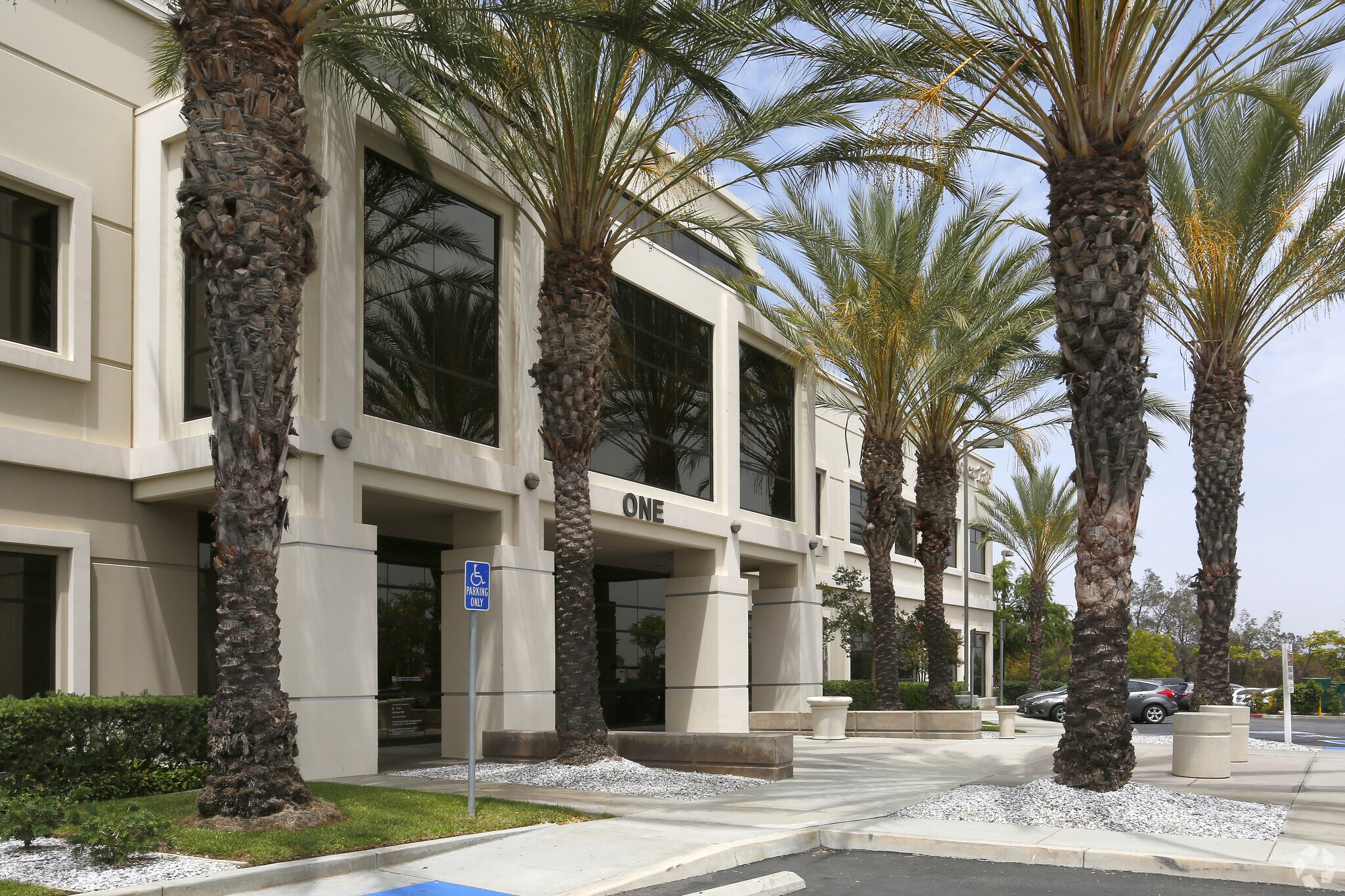 1 Ridgegate, Temecula, CA 92590 Summit Office Building