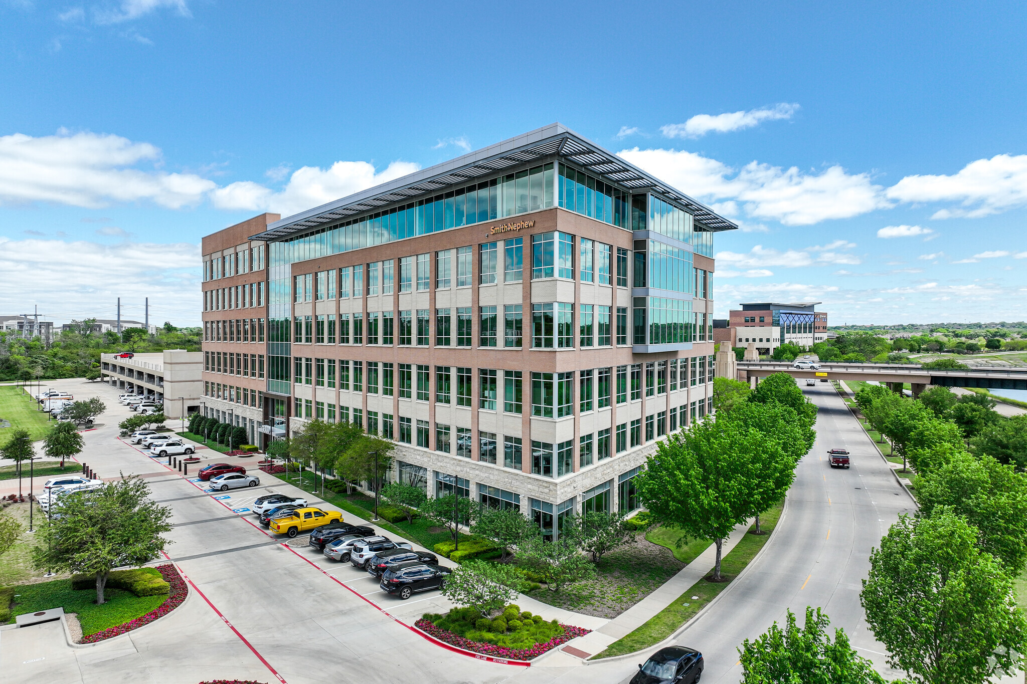 5600 Clearfork Main St, Fort Worth, TX for sale Primary Photo- Image 1 of 1