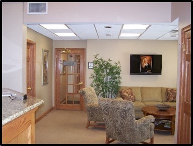 10400 Blacklick Eastern Rd, Pickerington, OH for sale - Lobby - Image 1 of 1