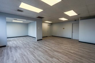 6056-6078 E 49th Ave, Commerce City, CO for lease Interior Photo- Image 2 of 6