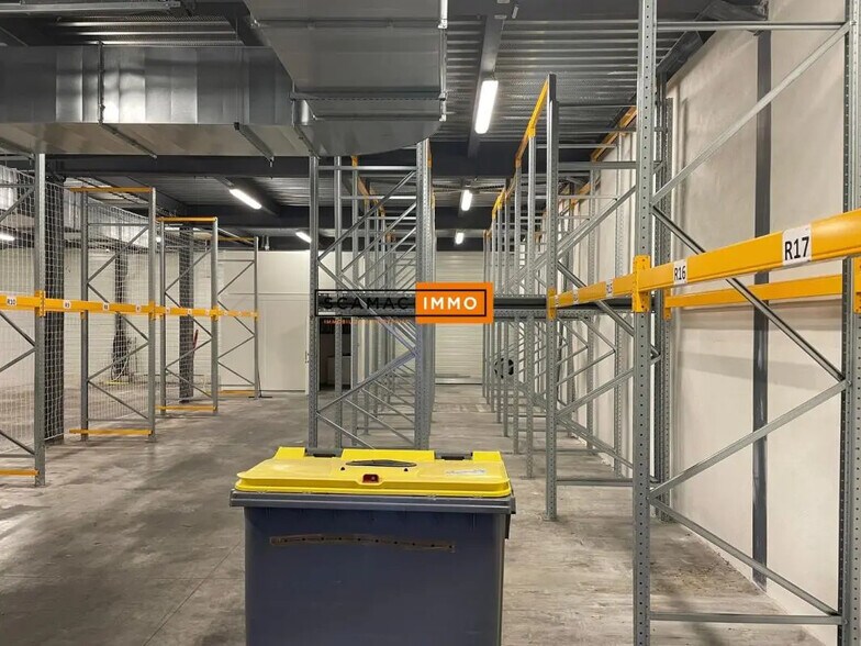 Industrial in Hyères for lease - Interior Photo - Image 3 of 6