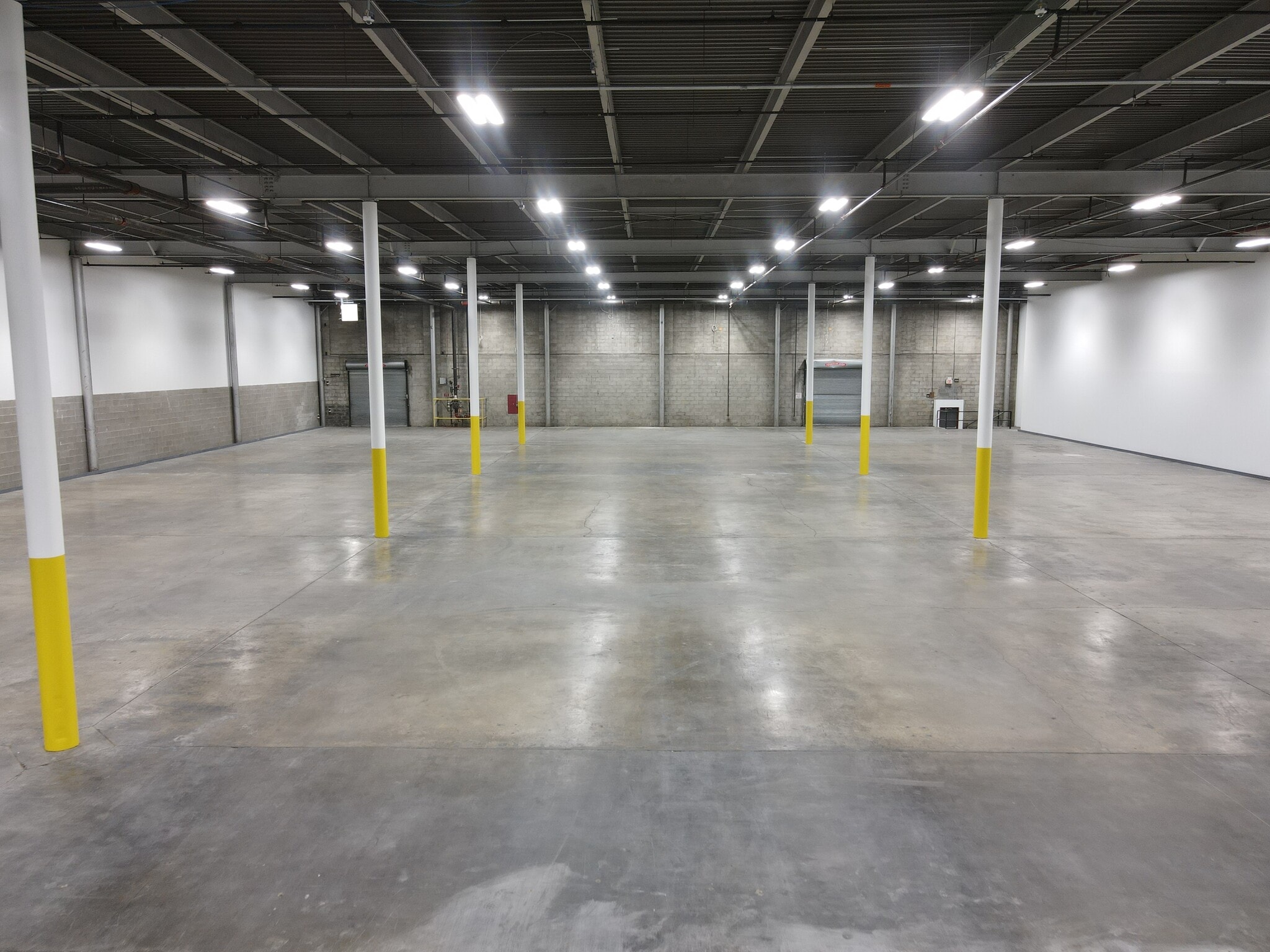 95 Mayhill St, Saddle Brook, NJ for lease Interior Photo- Image 1 of 7