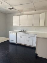 Highland Crossing - Bar