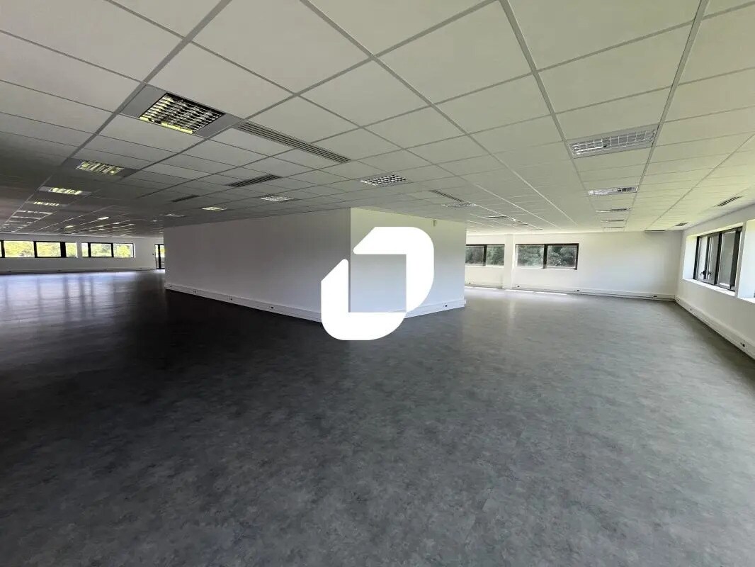 Office in Oignies for lease Building Photo- Image 1 of 18