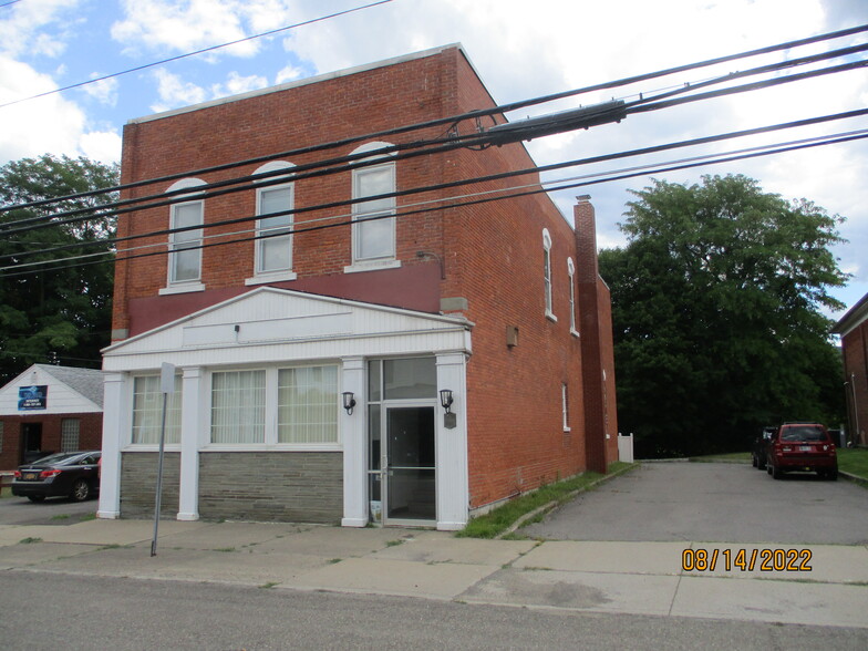 126 Main St, Windsor, NY for sale - Building Photo - Image 1 of 1