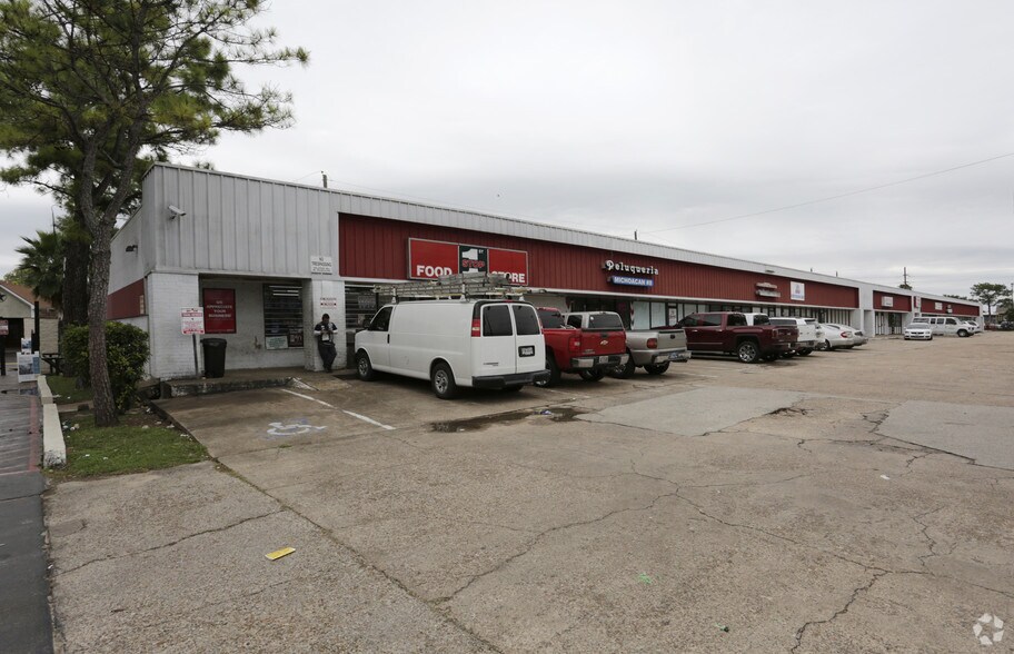 4010 Highway 6 S, Houston, TX for sale - Primary Photo - Image 1 of 1