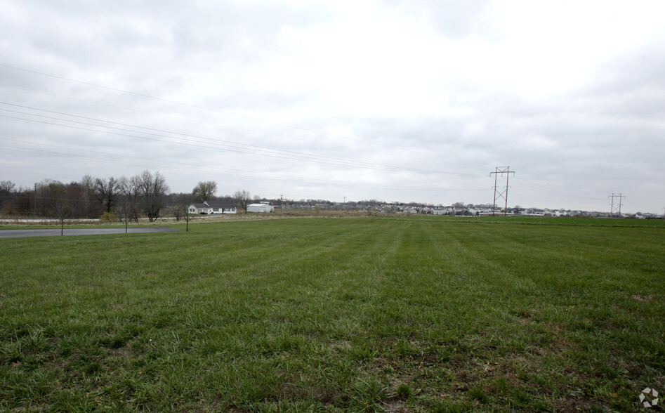 South Ridge Shoppes, Lake Saint Louis, MO for lease - Building Photo - Image 3 of 3