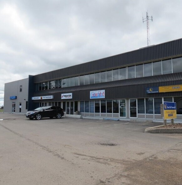 5303 50 Ave, Lloydminster, SK S9V 0P9