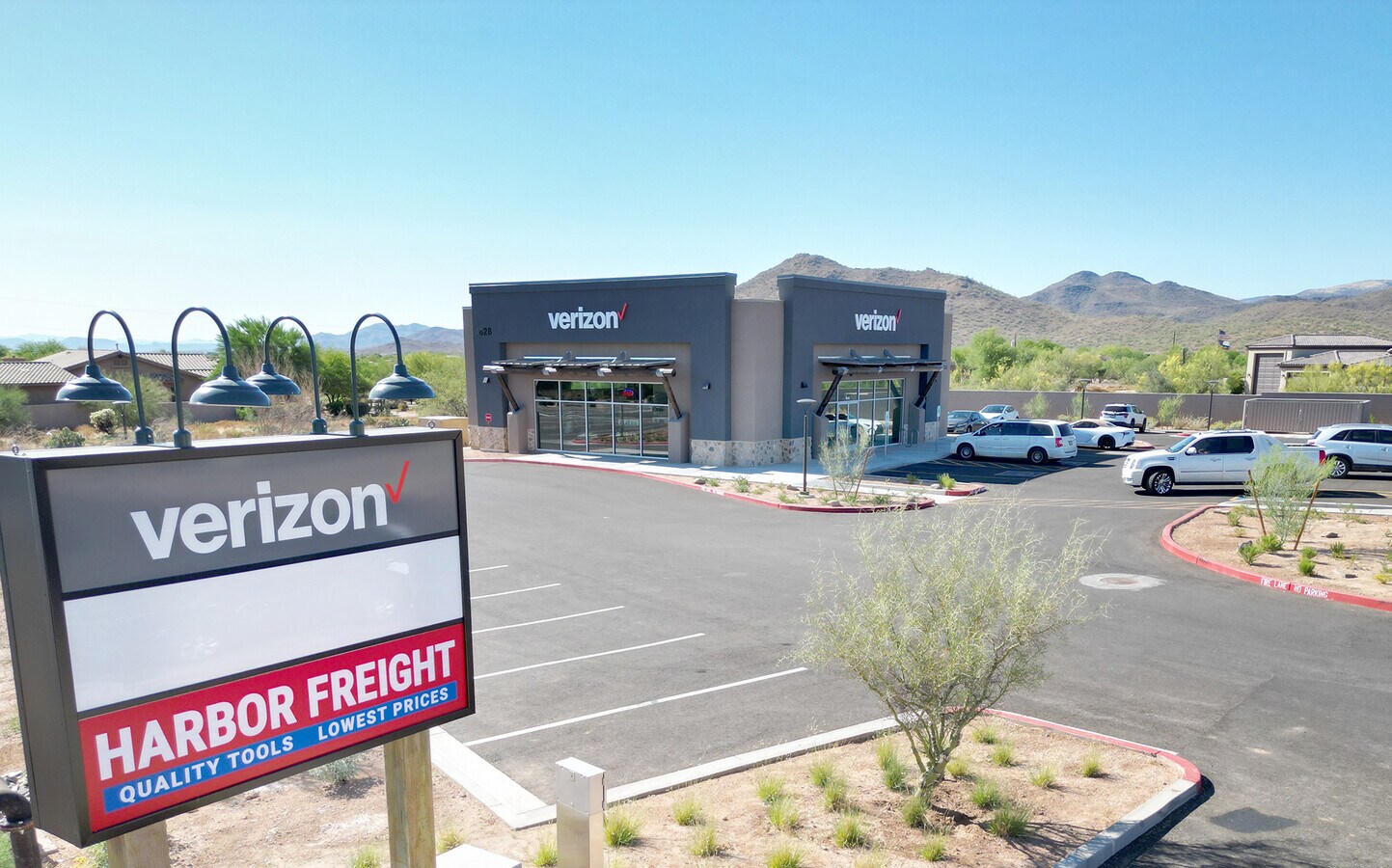 4828 E Carefree Hwy, Cave Creek, AZ 85331 Verizon