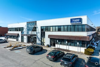 30 E Beaver Creek Rd, Richmond Hill, ON - AERIAL map view - Image1