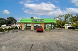 More details for 2000 W Grand Ave, Waukegan, IL - Retail for Sale