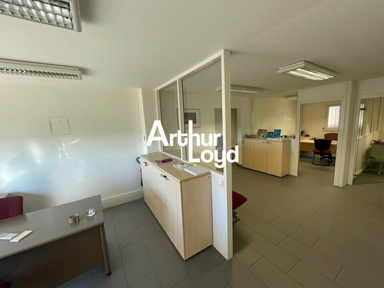 1 Square Rastigny, Grasse for sale - Building Photo - Image 2 of 8
