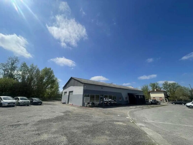Flex in Muret for lease - Building Photo - Image 2 of 4