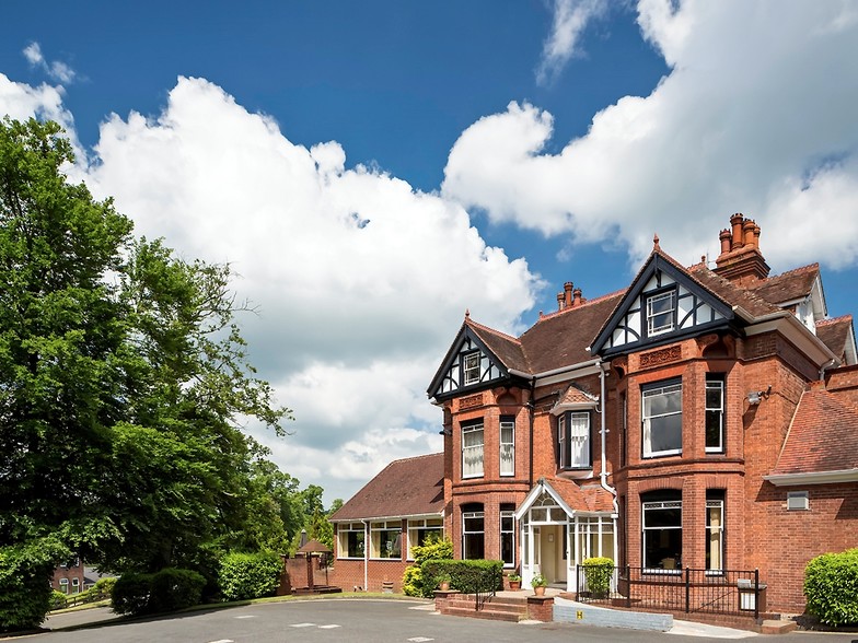 Hartlebury Rd, Bewdley, WOR DY12 1LA Mercure Bewdley Heath Hotel