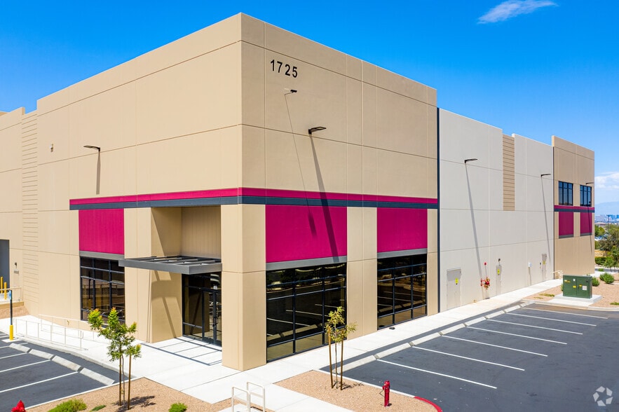 1725 Chaparral Rd, Henderson, NV for lease - Building Photo - Image 2 of 9