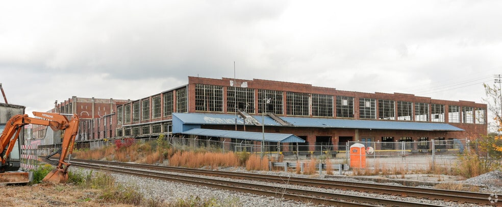 1400 Washington Ave, Knoxville, TN for sale - Building Photo - Image 2 of 11