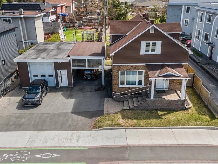 412 Montreal Rd, Ottawa, ON for sale Primary Photo- Image 1 of 2