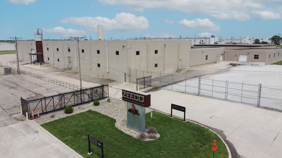 7615 Warehouse Ave, Winfield, KS for sale - Building Photo - Image 2 of 16