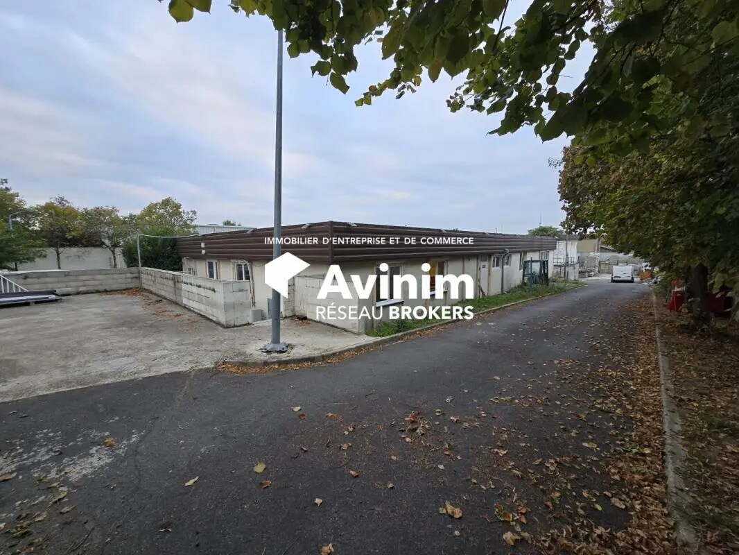 Flex in Argenteuil for lease Building Photo- Image 1 of 11