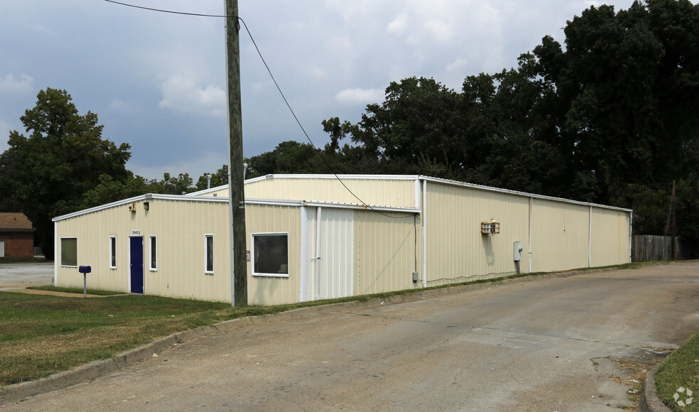 5948 Jefferson Ave, Newport News, VA for lease - Building Photo - Image 3 of 10