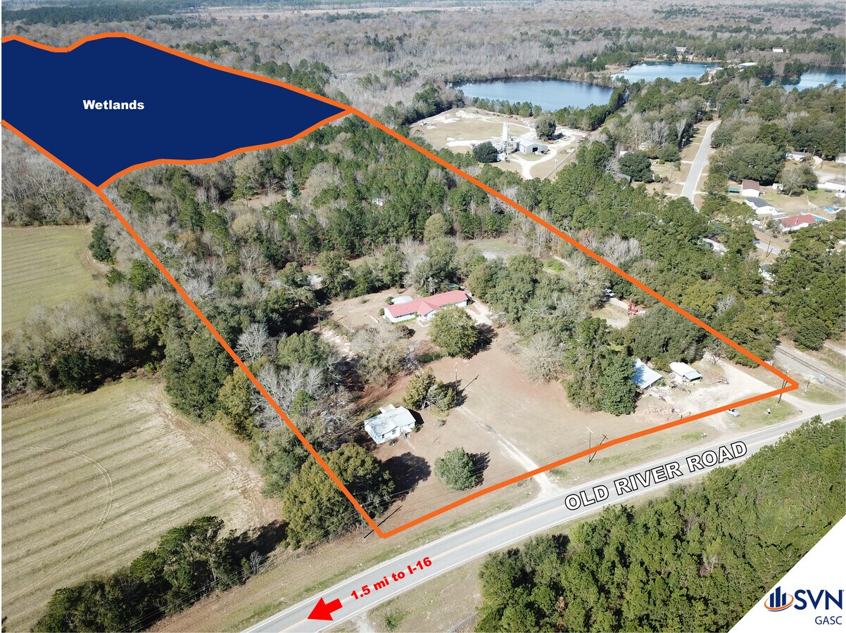 1054 Old River Rd, Bloomingdale, GA 31302