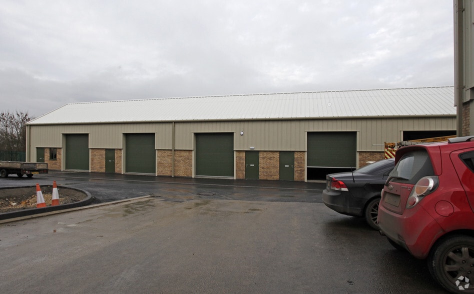 Stirlin Ct, Saxilby for sale - Primary Photo - Image 1 of 1