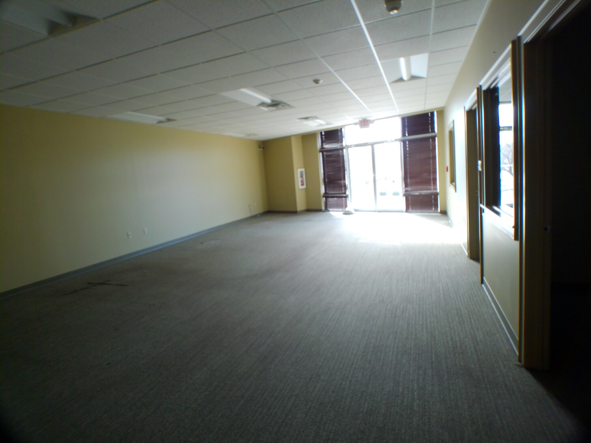 3887 N Crossover Rd, Fayetteville, AR for lease Lobby- Image 1 of 8