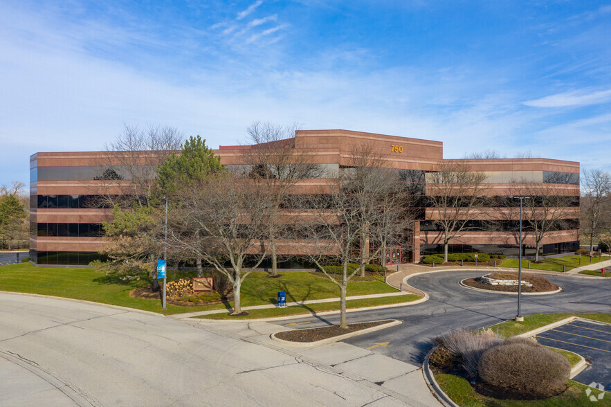 750 W Lake Cook Rd, Buffalo Grove, IL for lease - Building Photo - Image 3 of 14