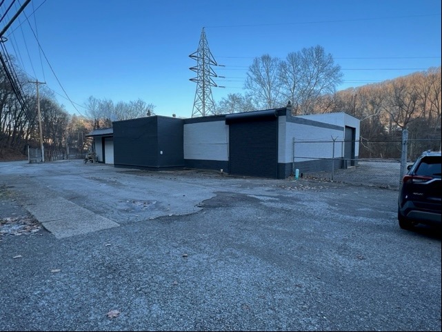 620 Ambridge Ave, Ambridge, PA for sale - Building Photo - Image 1 of 1