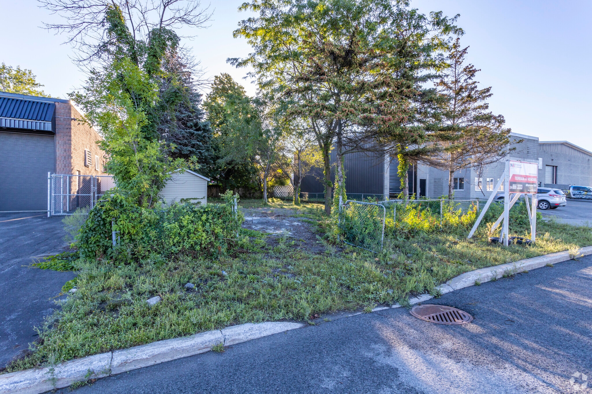 50 Rue De La Pointe-Langlois, Laval, QC for lease Primary Photo- Image 1 of 4