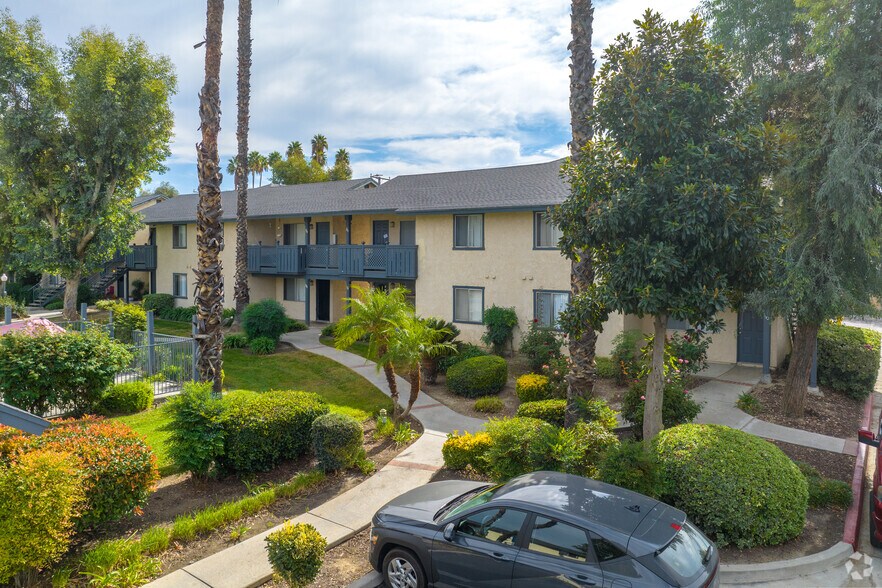 200 N Yale St, Hemet, CA for sale - Building Photo - Image 1 of 1