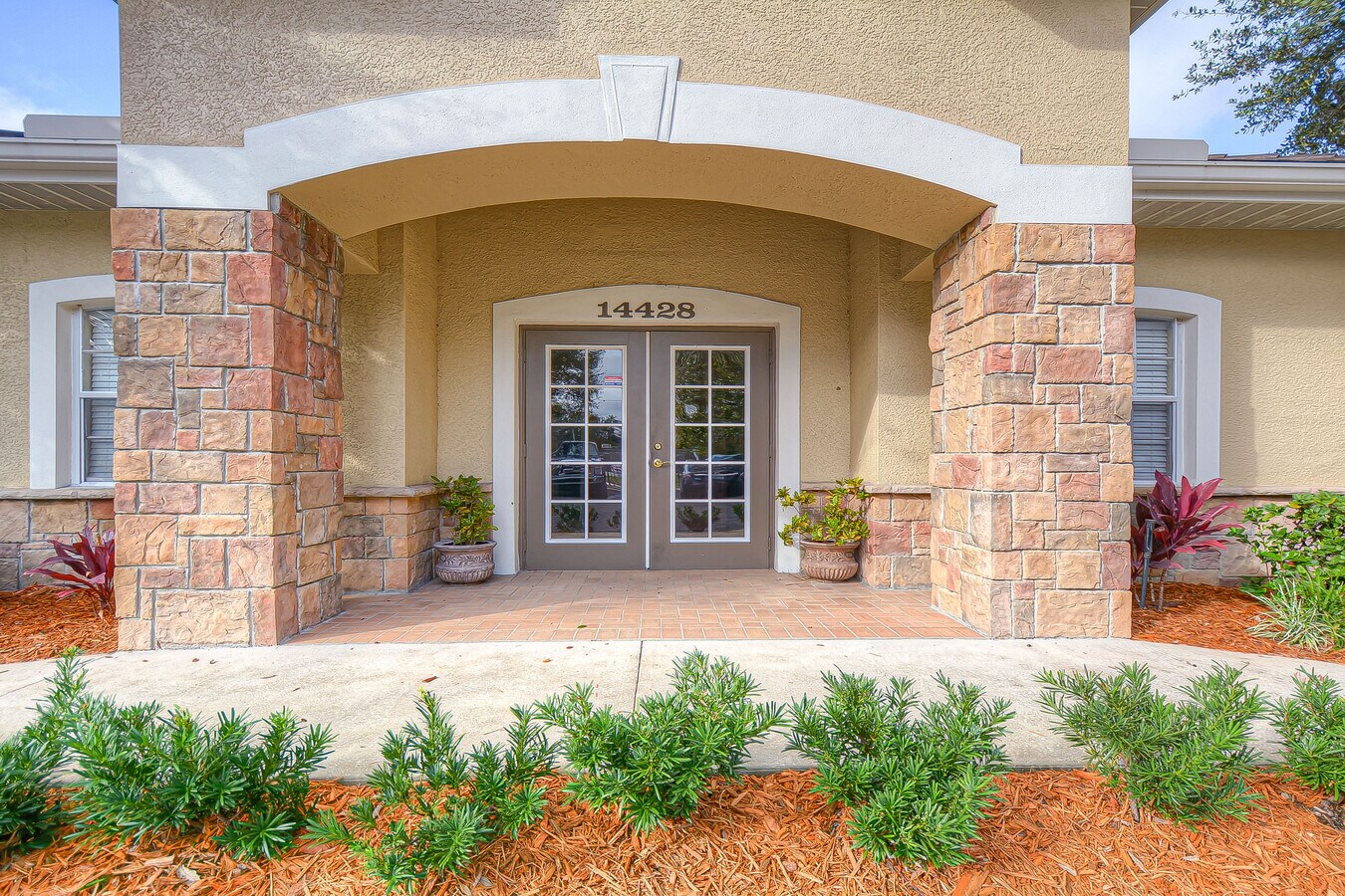 14428 Bruce B Downs Blvd, Tampa, FL 33613